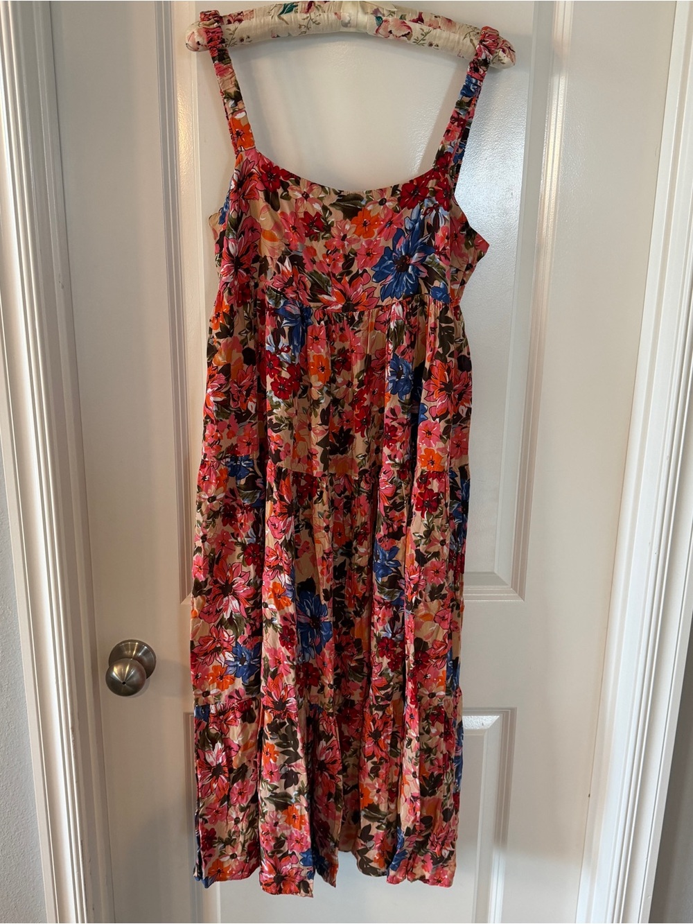 Petal + Pup Tiered Flowy Floral Midi Sundress Pink, Tan & Blue Low Back Size 2
